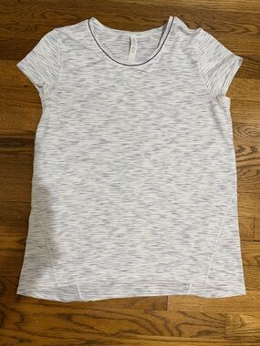 lululemon athletica Heathered Gray & White Pattern Short Sleeve Top Sz 10